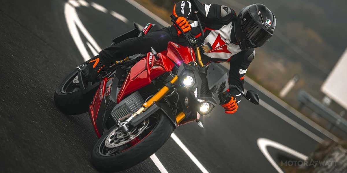 energica-eva-ribelle-stealth-grey-21-5-kwh.1_l ENERGICA EVA Ribelle Stealth Grey Video Overview