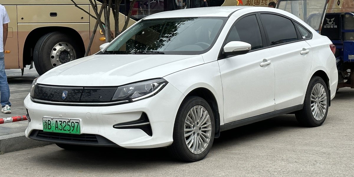 forthing-s60-ev.1_l Forthing S60 EV Video Overview