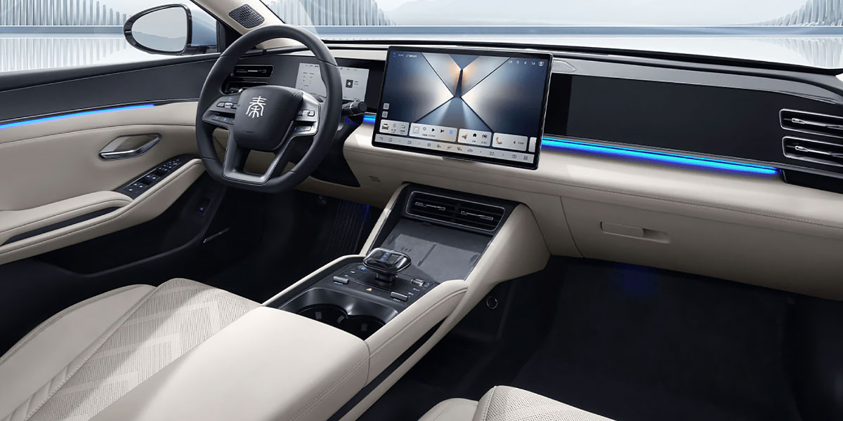 BYD Qin Max interior