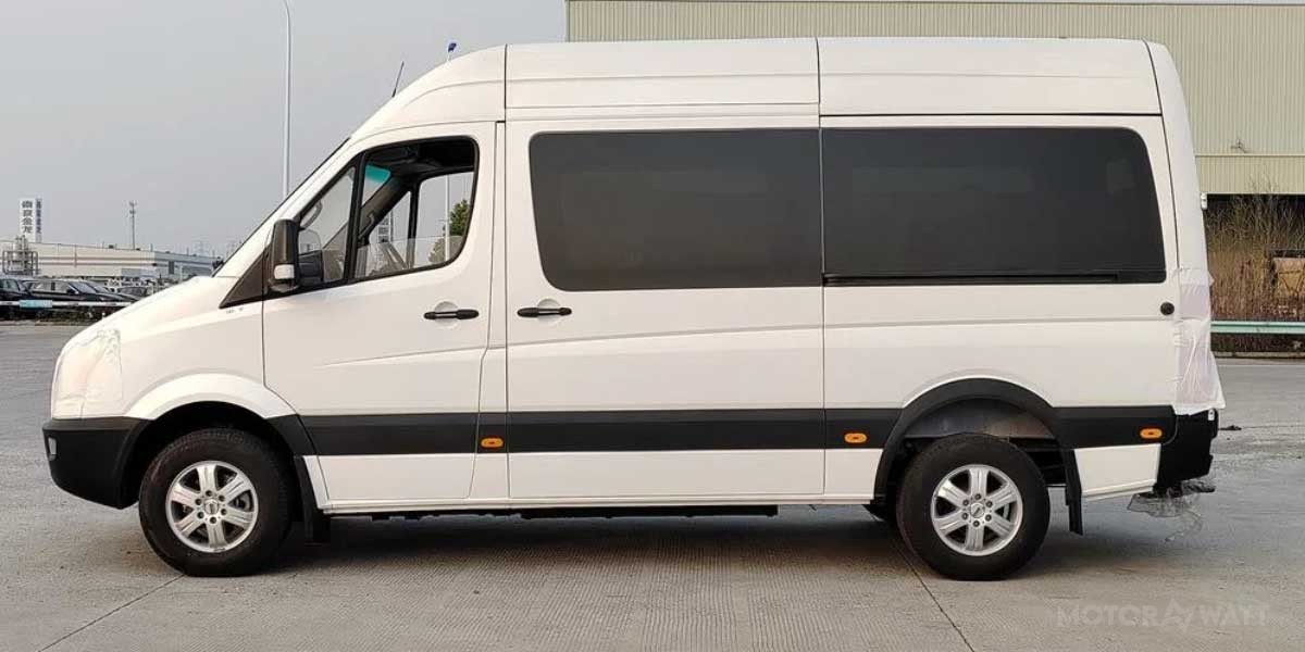 aucwell-d11.1_l Aucwell D11 Electric Minibus 5.9 Meters Video Overview