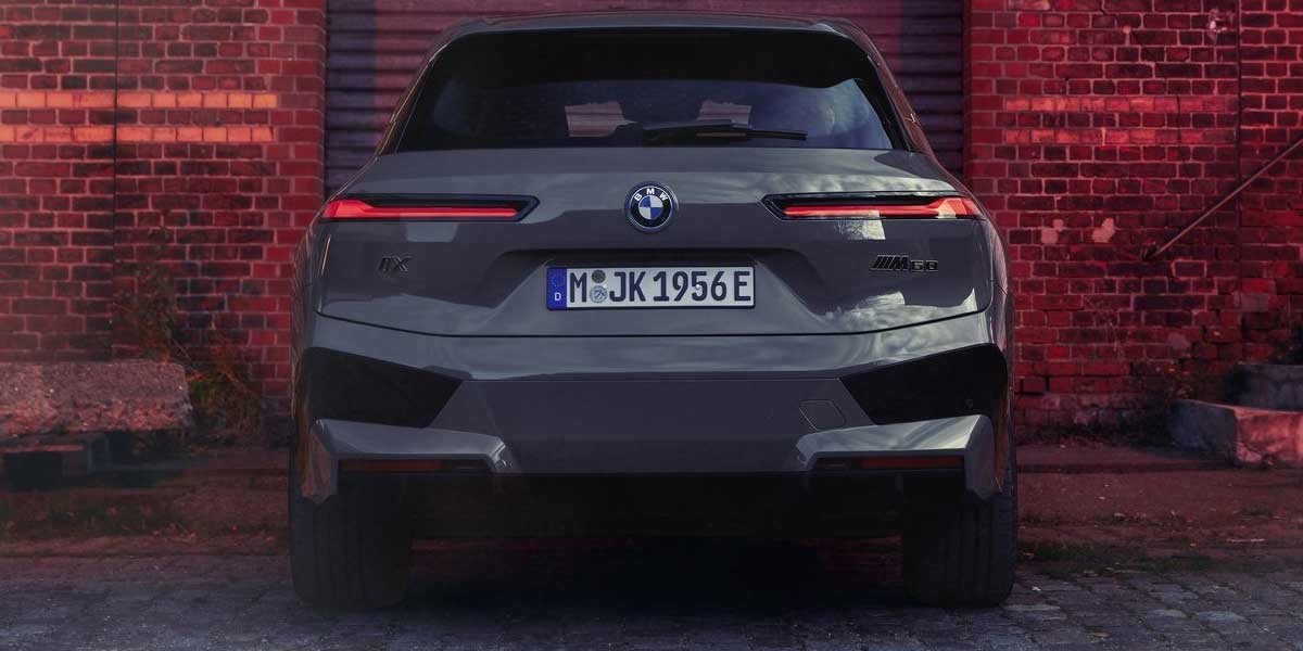 BMW iX M60 2024